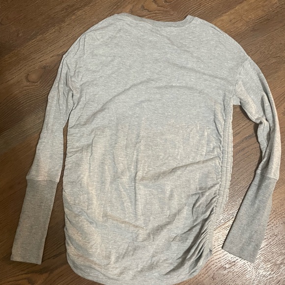 Athleta Light Gray Drishti Women's Side Ruched Top - Picture 4 of 4